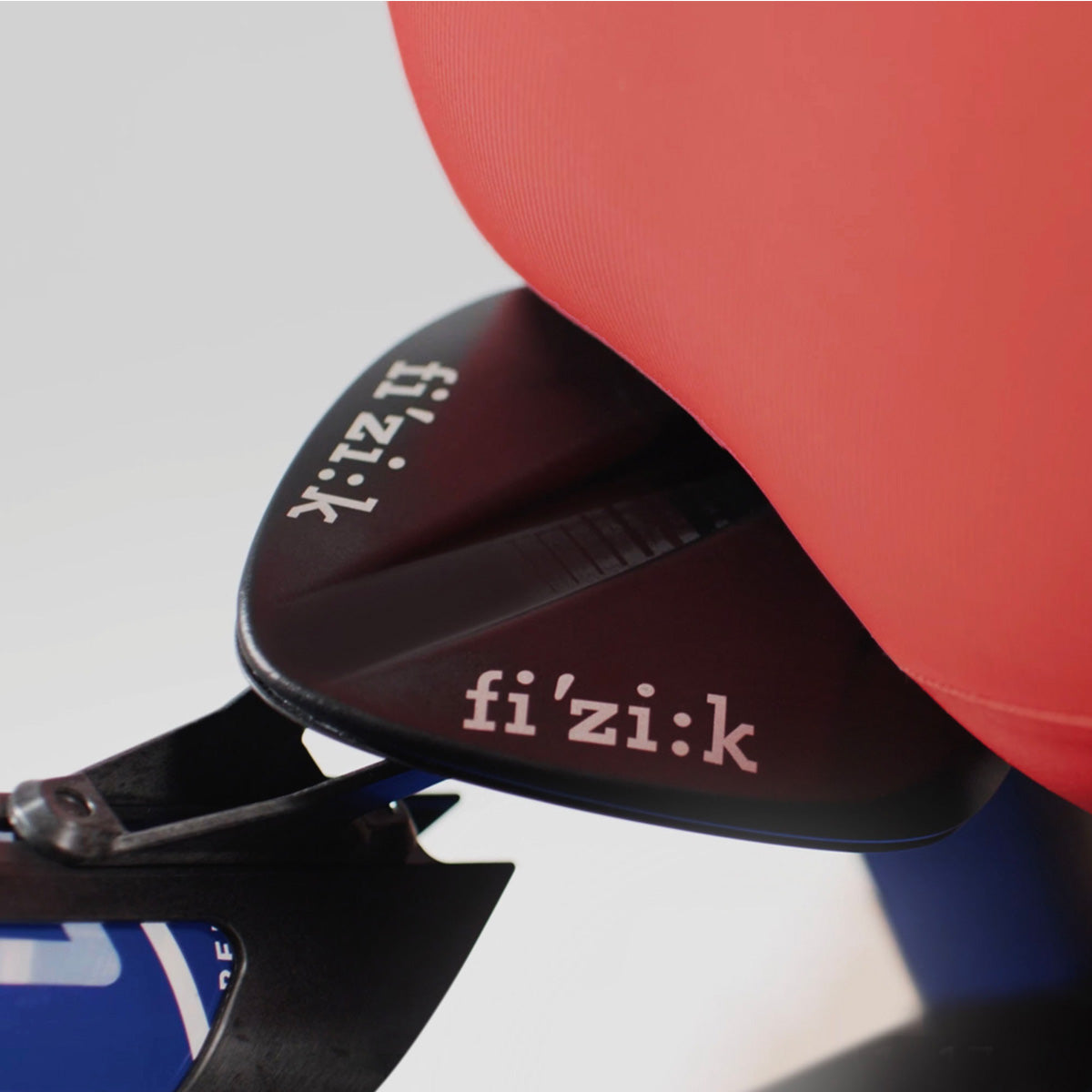 Transiro Aeris Long Distance R1 – Fizik UK